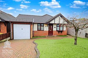 Front Of Property- click for photo gallery